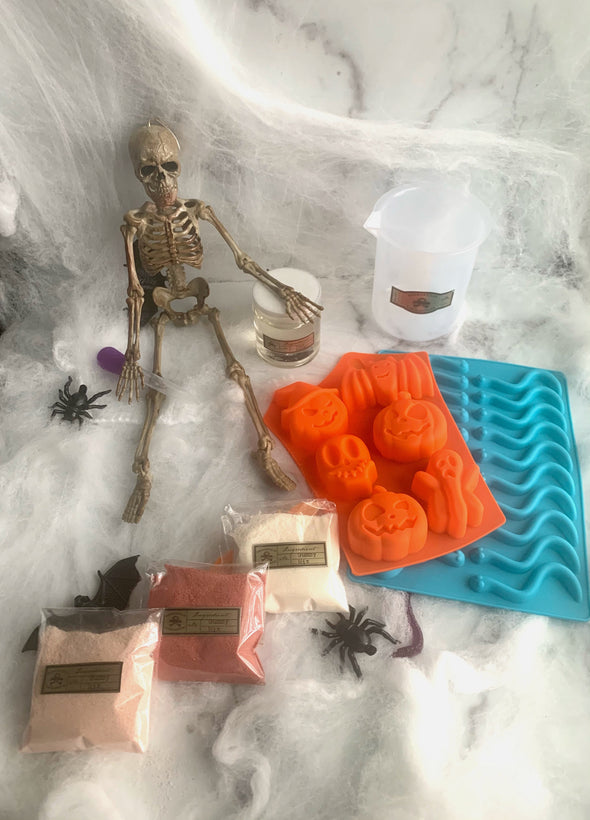 BakesyKit Spooky Gummy Lab Kit